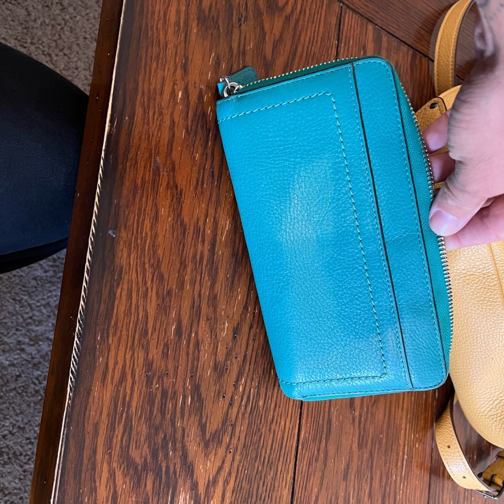 Coach Wallet - Picture 4 of 4
